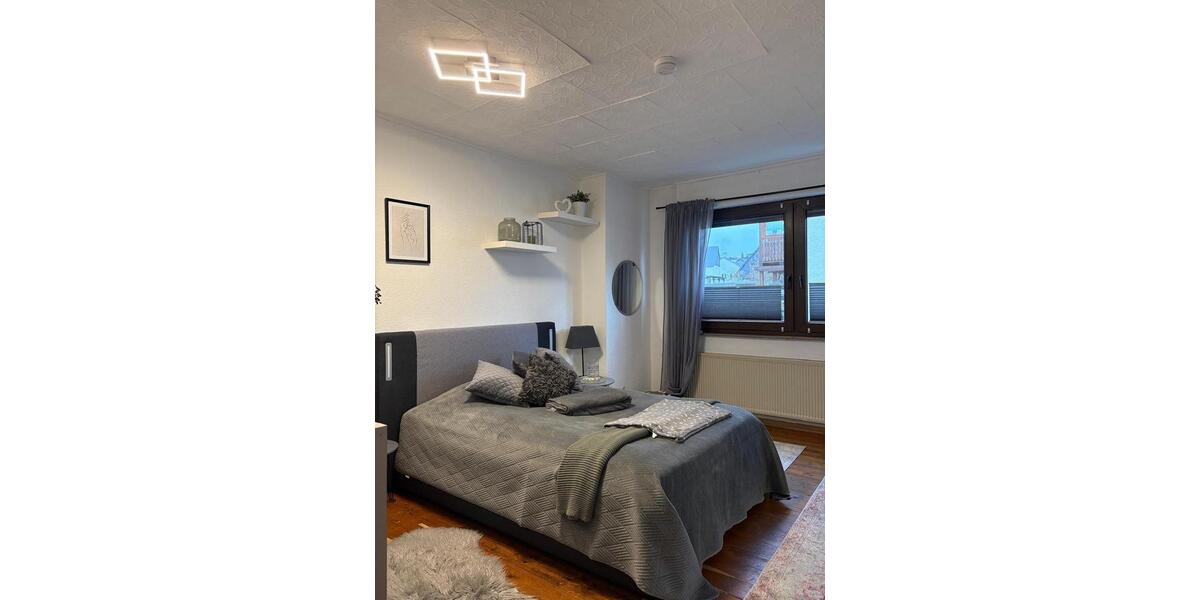 Einfamilienhaus Aßlar - 6 Zimmer, 110 m&sup2;, 950&euro; | Angebot:25981395