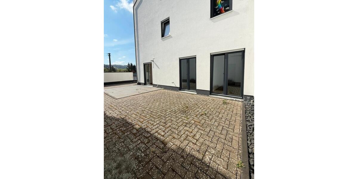 Erdgeschoßwohnung Staufenberg - 3.5 Zimmer, 80 m&sup2;, 265.000&euro; | Angebot:25973414