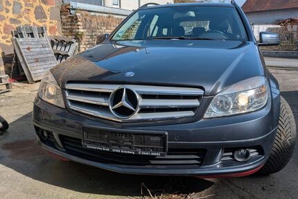 Mercedes-Benz 220 234.722 km 5.900 &euro; Grünberg 35305