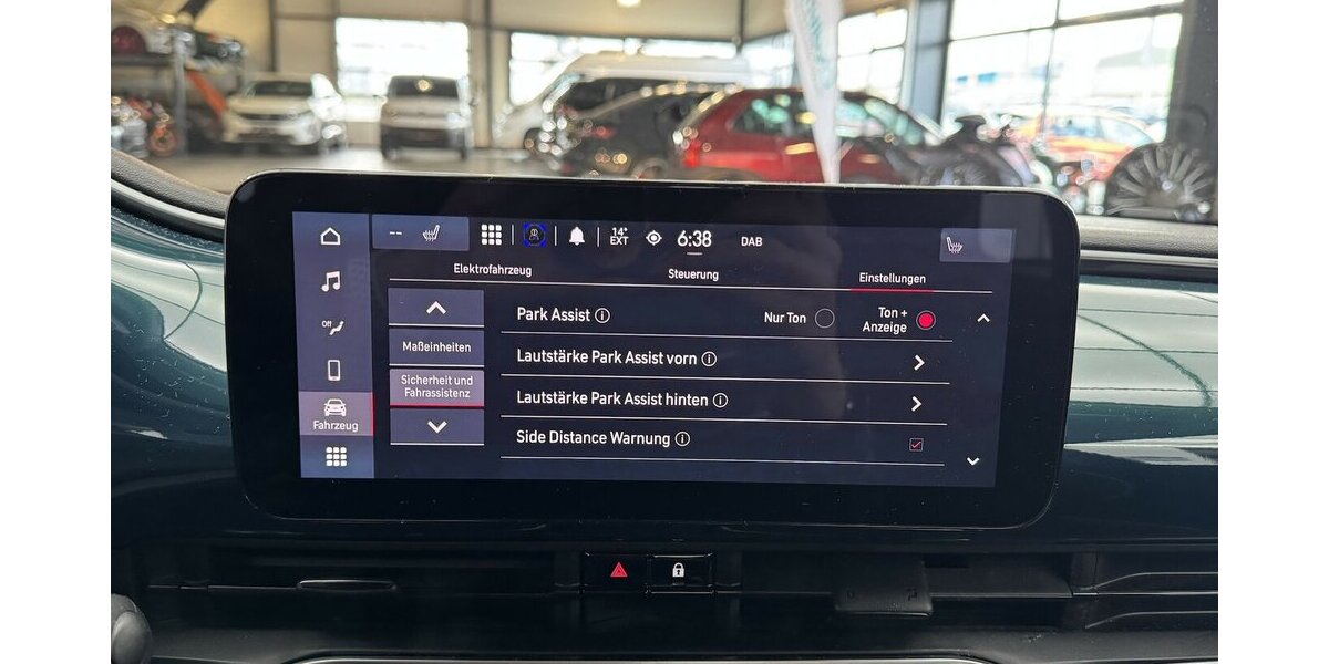 Fiat 500e Cabrio 1.Hand 42kWh Sitzheizung Kamera 15.200 km 21.320 &euro; Lich 35423