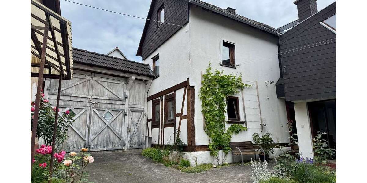 Einfamilienhaus Schöffengrund - 3 Zimmer, 88 m&sup2;, 550&euro; | Angebot:27350878