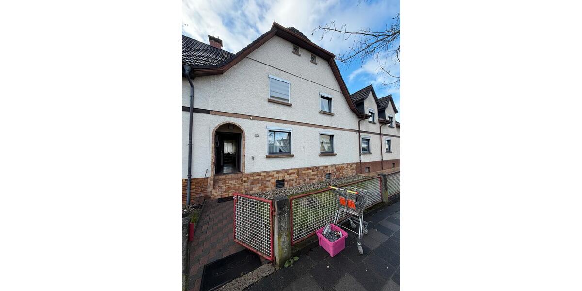 Reihenhaus Wetzlar Altenberger Straße - 9 Zimmer, 188 m&sup2;, 355.000&euro; | Angebot:25960353