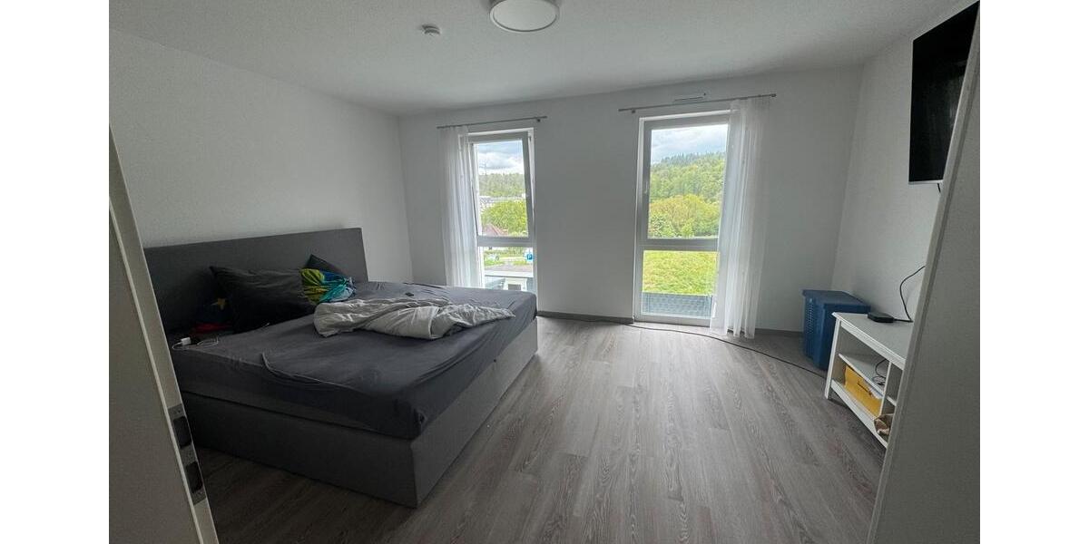 Reihenhaus Bad Endbach - 6 Zimmer, 128 m&sup2;, 1.350&euro; | Angebot:25441079