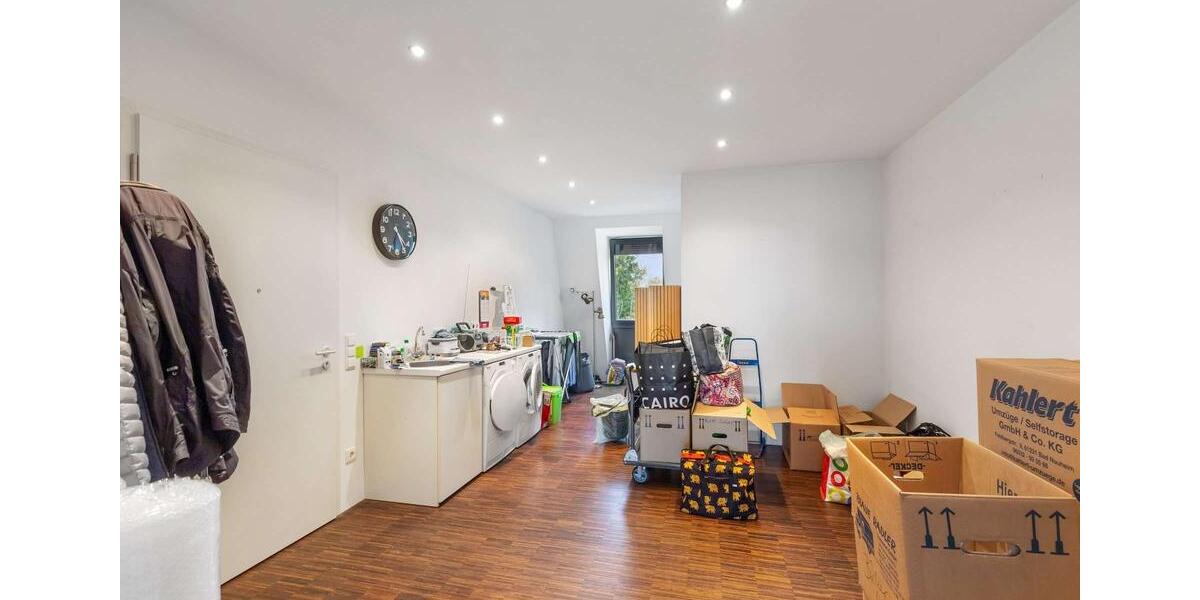 Einfamilienhaus Bad Nauheim - 5 Zimmer, 328 m&sup2;, 3.800&euro; | Angebot:23244973