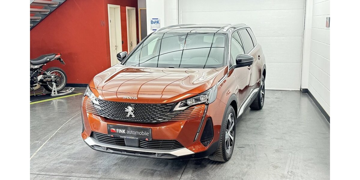 Peugeot 5008 GT 130 BlueHDi 1.Hand Panorama 7 Sitze 29.300 km 28.690 &euro; Lich 35423