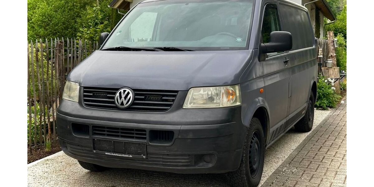 VW T5 Transporter 247.707 km 3.700 &euro; Siegbach 35768