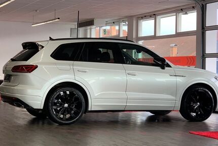 VW Touareg 68.000 km 48.500 &euro; Hüttenberg 35625