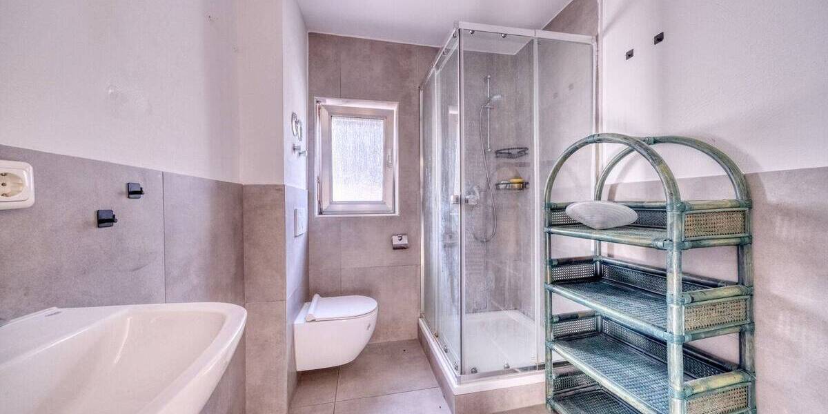 Mehrfamilienhaus, Wohnhaus Wetzlar / Naunheim Naunheim - 9 Zimmer, 228 m&sup2;, 465.000&euro; | Angebot:26557139