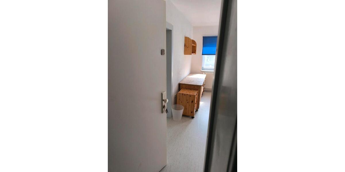 Etagenwohnung Gießen Wieseck - 1 Zimmer, 22 m&sup2;, 580&euro; | Angebot:25987632