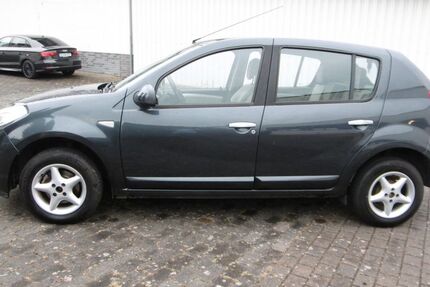 Dacia Sandero 193.842 km 1.650 &euro; Heuchelheim 35452