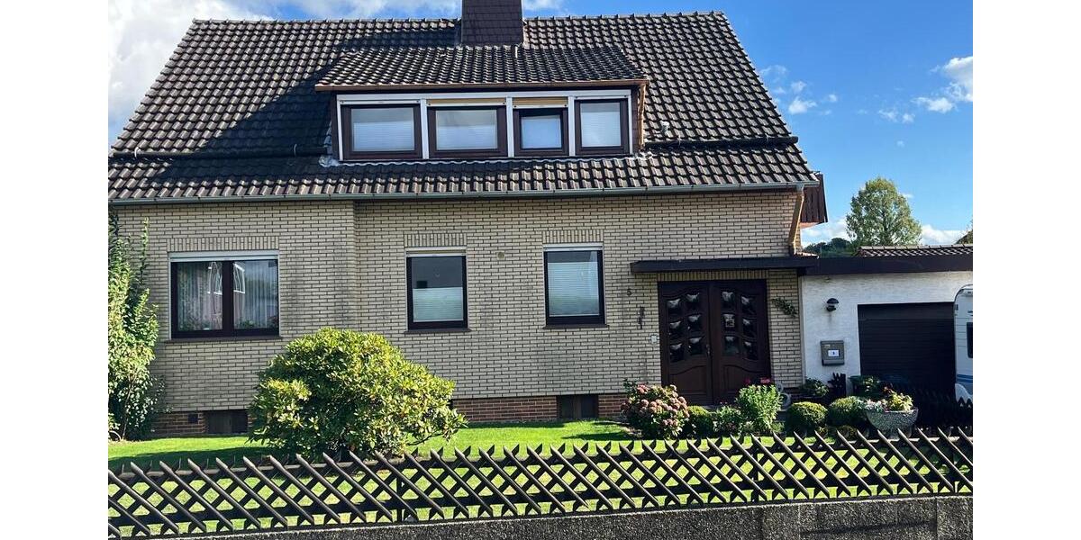 Einfamilienhaus Gießen Allendorf - 8 Zimmer, 160 m&sup2;, 350.000&euro; | Angebot:25987405