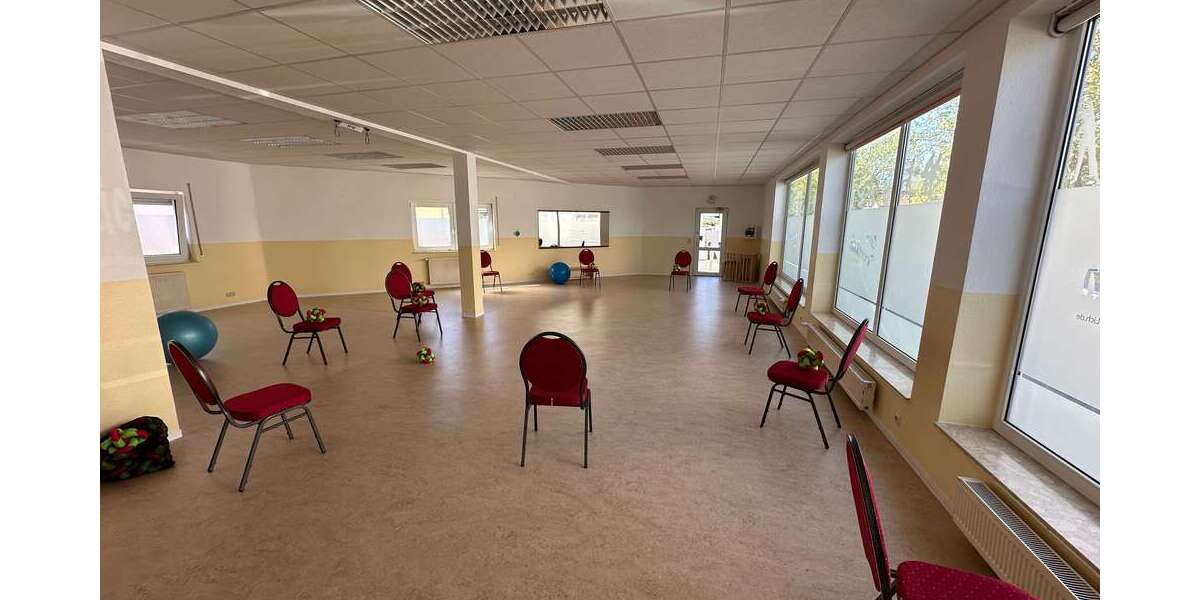 Gewerbeobjekt Lich - 1.600&euro; | Angebot:25987860