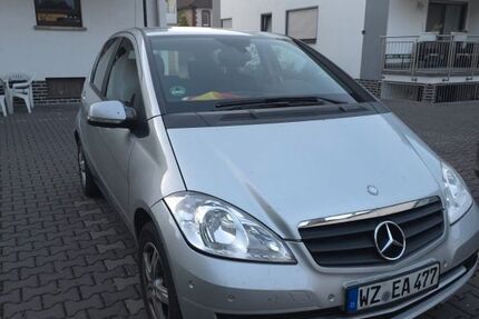 Mercedes-Benz A 180 128.000 km 4.750 &euro; Lahnau 35633