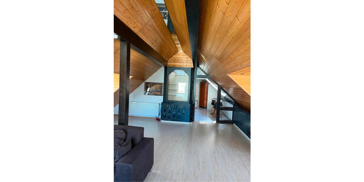 Dachgeschoßwohnung Lollar - 2 Zimmer, 69 m&sup2;, 600&euro; | Angebot:25282086