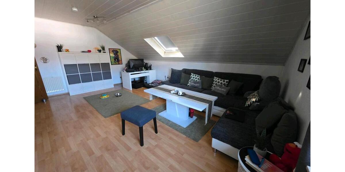 Etagenwohnung Pohlheim - 3 Zimmer, 100 m&sup2;, 960&euro; | Angebot:25883067