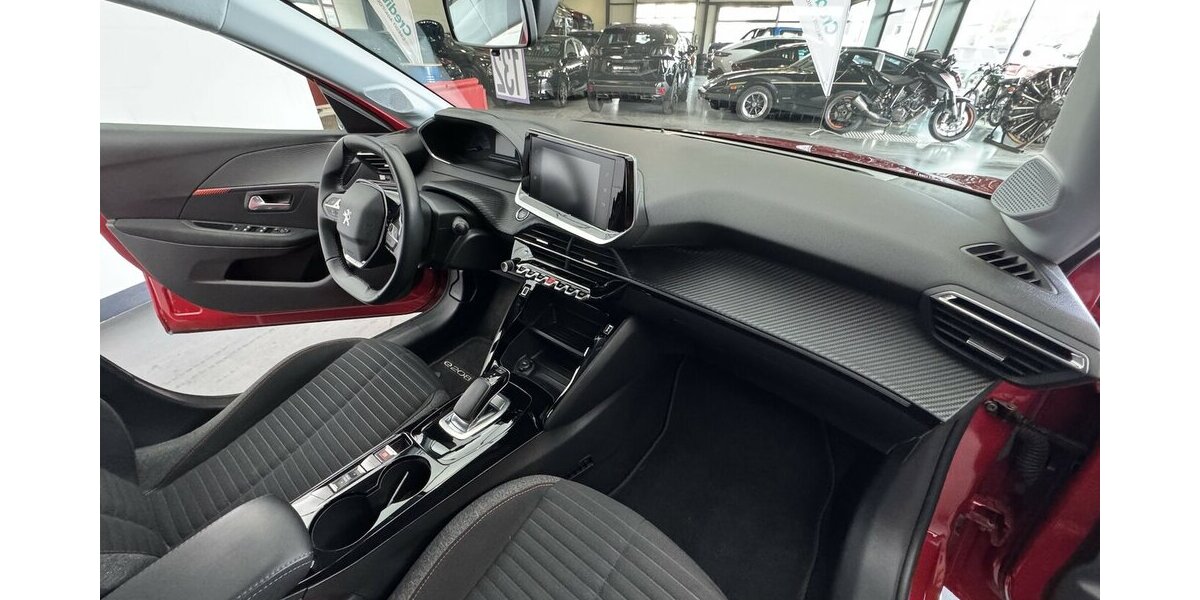 Peugeot 208 e- 136 Active Pack 1.Hand Carplay Sitzhzg 35.300 km 15.320 &euro; Lich 35423