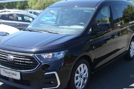 Ford Grand Tourneo 8.700 km 33.990 &euro; Mittenaar 35756