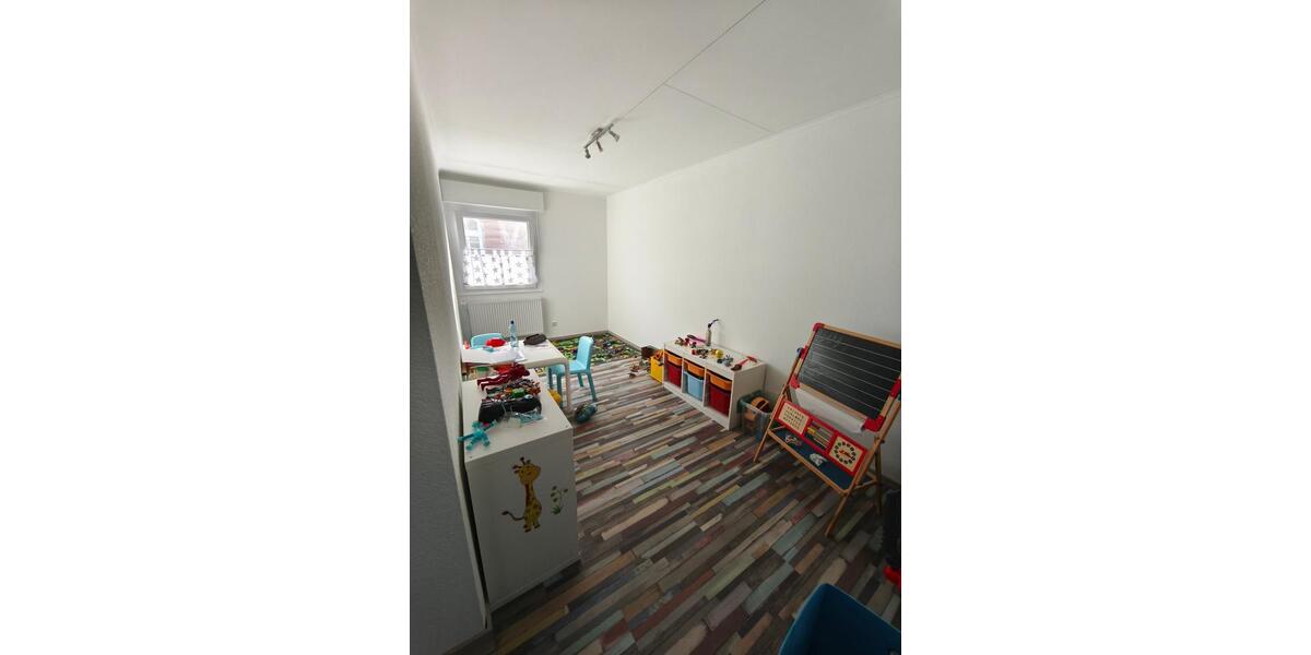 Bungalow Friedberg (Hessen) - 6 Zimmer, 147 m&sup2;, 575.000&euro; | Angebot:25350510