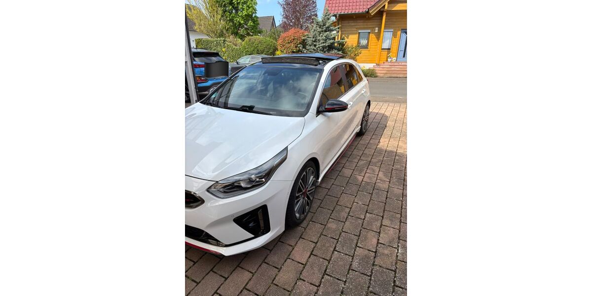 Kia ceed / Ceed 48.000 km 20.000 &euro; Wölfersheim 61200