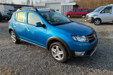 Dacia Sandero 115.000 km 5.500 &euro; Linden 35440