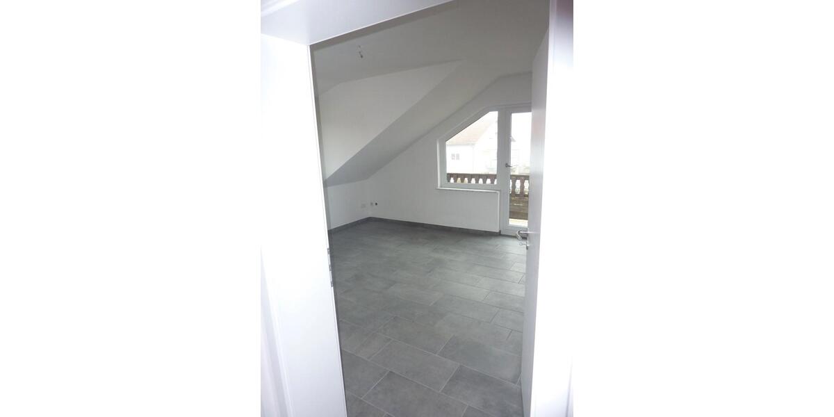 Etagenwohnung Reiskirchen - 3 Zimmer, 75 m&sup2;, 700&euro; | Angebot:26677561