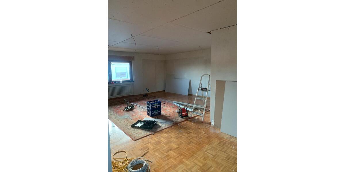 Erdgeschoßwohnung Schöffengrund - 2 Zimmer, 130 m&sup2;, 990&euro; | Angebot:25722425