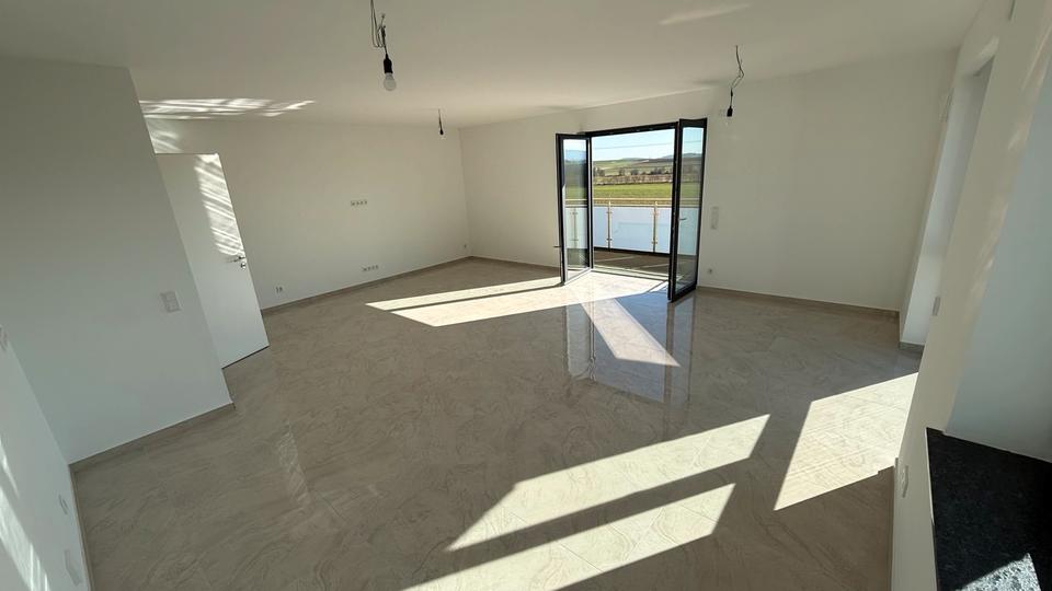 Etagenwohnung Butzbach - 3 Zimmer, 95 m&sup2;, 1.290&euro; | Angebot:25814280