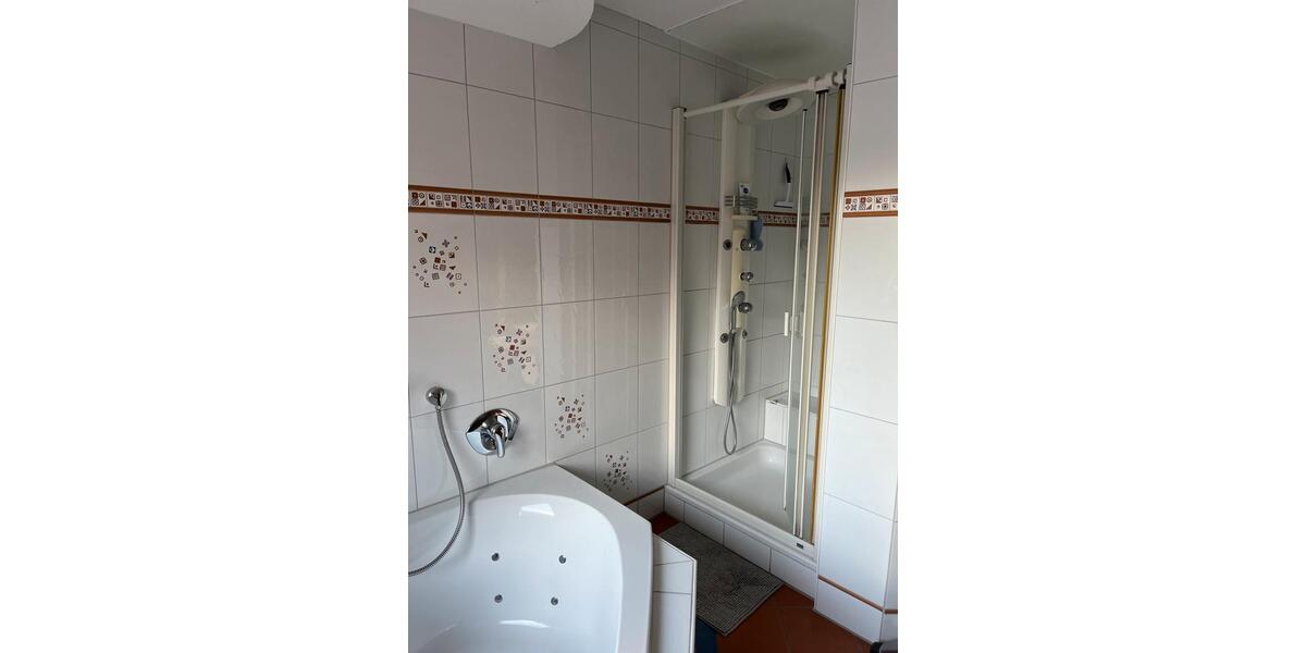 Etagenwohnung Marburg Biegenviertel - 3 Zimmer, 83 m&sup2;, 1.000&euro; | Angebot:26362174
