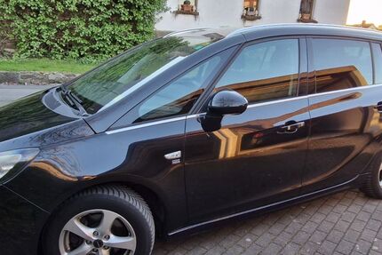 Opel Zafira 324.000 km 3.300 &euro; Rabenau 35466