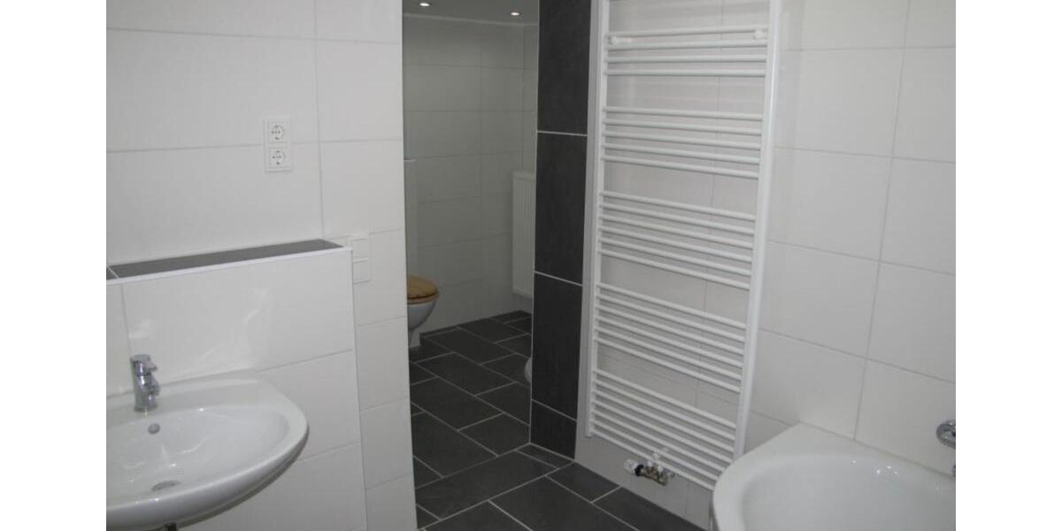 Einfamilienhaus Braunfels - 5.5 Zimmer, 115 m&sup2;, 350.000&euro; | Angebot:24773602