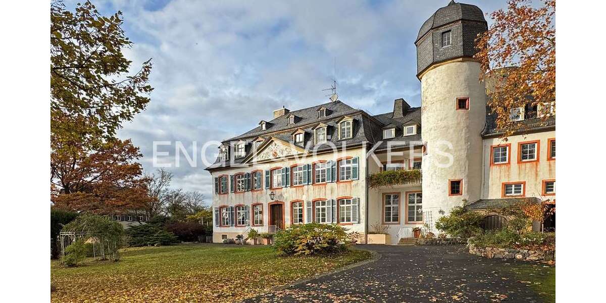 Etagenwohnung Münzenberg - 7 Zimmer, 221 m&sup2;, 380.000&euro; | Angebot:21758099