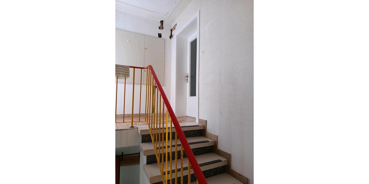 Einfamilienhaus Hüttenberg - 4 Zimmer, 140 m&sup2;, 400.000&euro; | Angebot:25640332