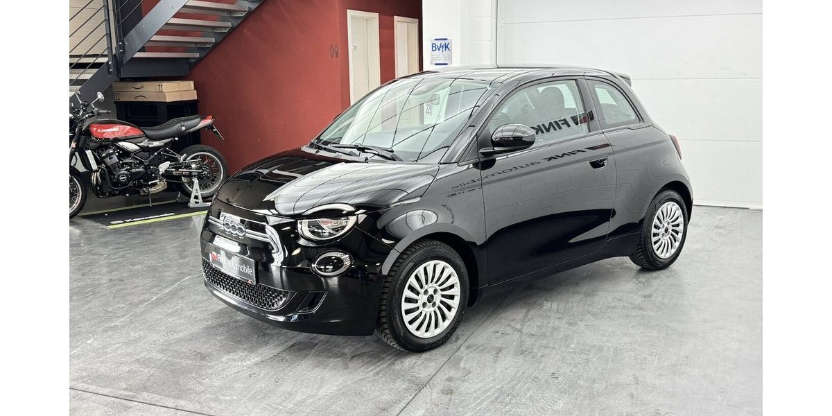 Fiat 500e Action 1.Hand Sitzheizung Carplay 30.200 km 13.990 &euro; Lich 35423