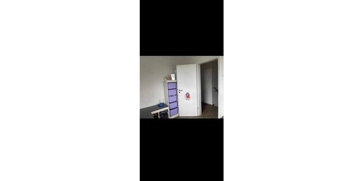 Einfamilienhaus Butzbach - 4 Zimmer, 92 m&sup2;, 1.300&euro; | Angebot:26637479