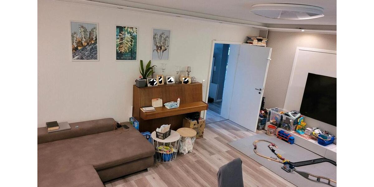 Etagenwohnung Marburg Marbach - 3 Zimmer, 90 m&sup2;, 1.300&euro; | Angebot:25965708