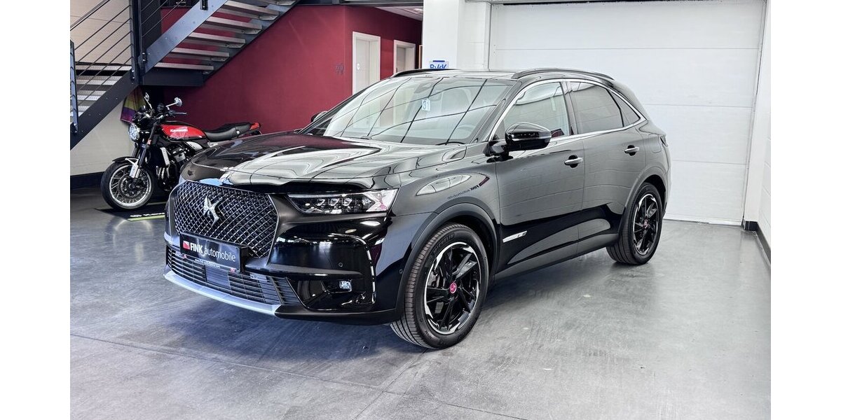 DS Automobiles DS7 Crossback 300 4x4 Performance Line+ Panodach 35.300 km 26.320 &euro; Lich 35423
