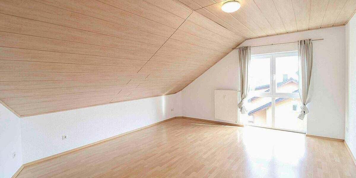 Einfamilienhaus Sinn Fleisbach - 9 Zimmer, 449.000&euro; | Angebot:25681477