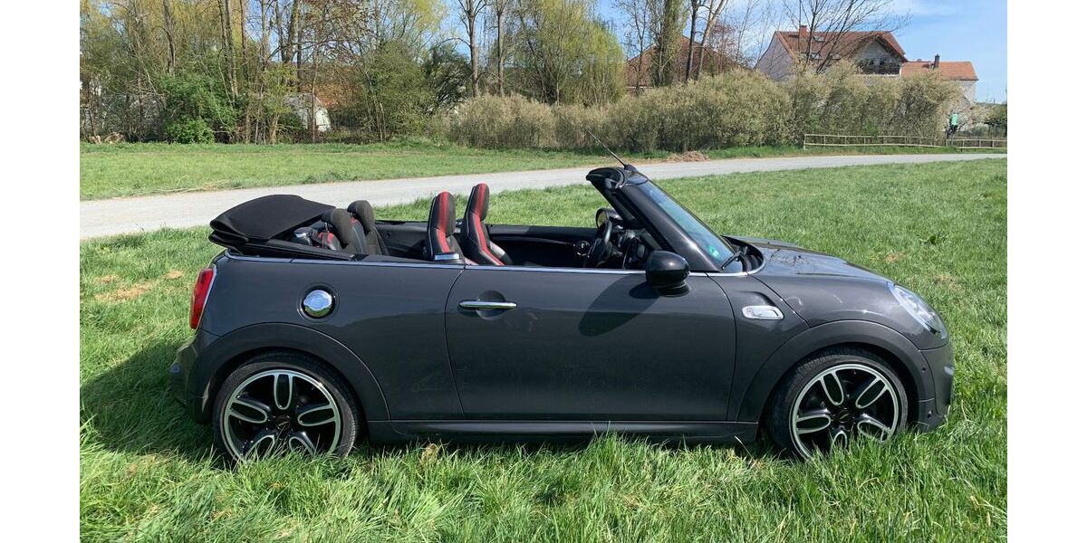 Mini Cooper S Cabrio 82.800 km 19.490 &euro; Bad Nauheim 61231