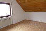 Dachgeschoßwohnung Wetzlar Naunheim - 3 Zimmer, 91 m&sup2;, 650&euro; | Angebot:25096645