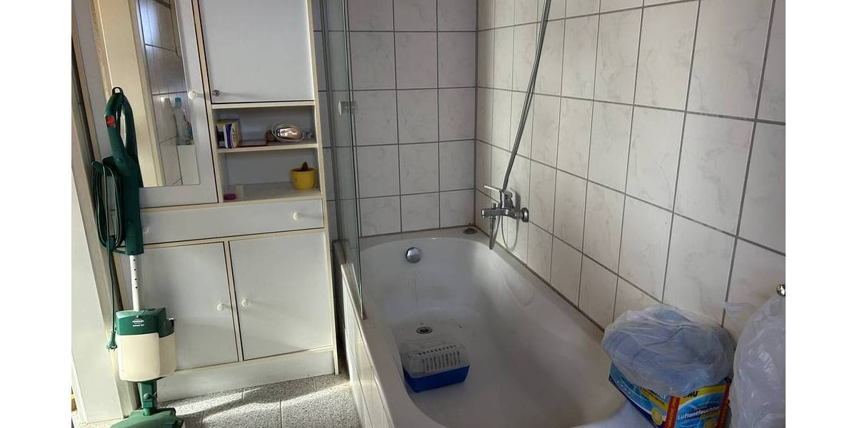 Mehrfamilienhaus, Wohnhaus Wetzlar Dutenhofen - 5 Zimmer, 199 m&sup2;, 260.000&euro; | Angebot:25705331