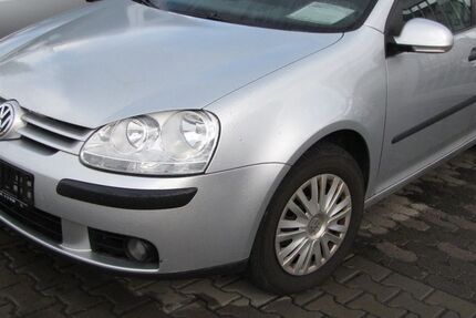 VW Golf 199.800 km 590 &euro; Hüttenberg 35625
