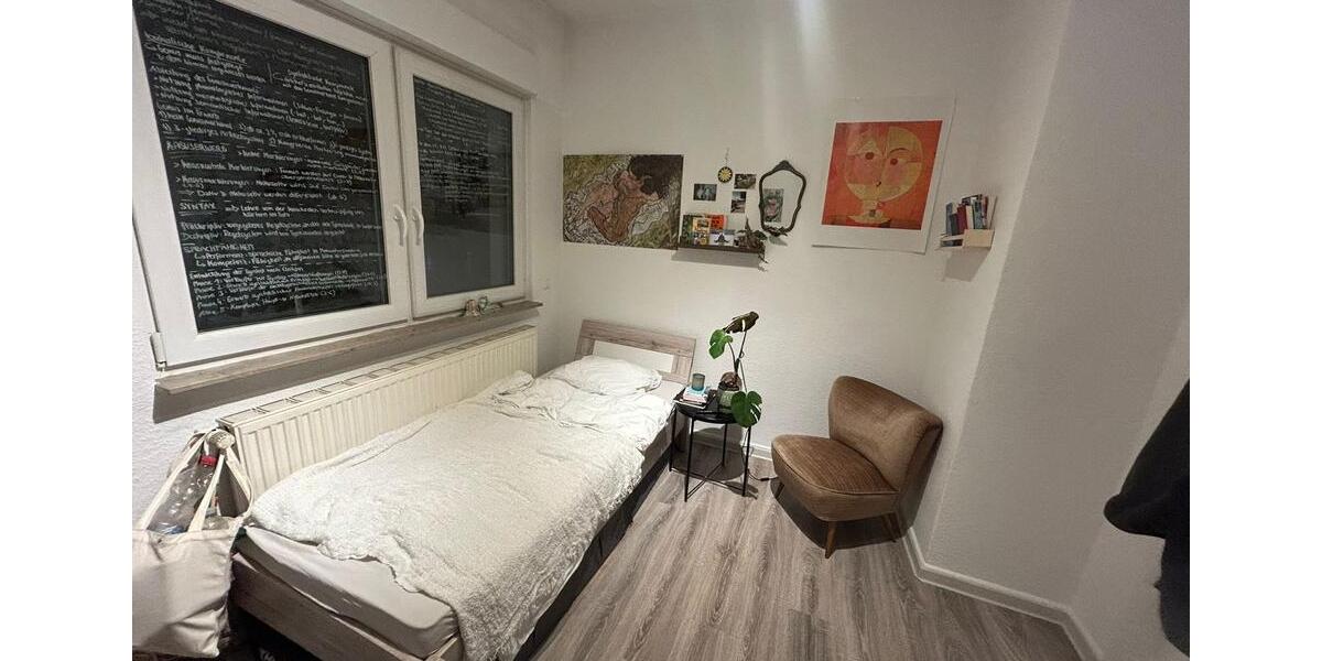 Etagenwohnung Linden - 5 Zimmer, 11 m&sup2;, 335&euro; | Angebot:26026677