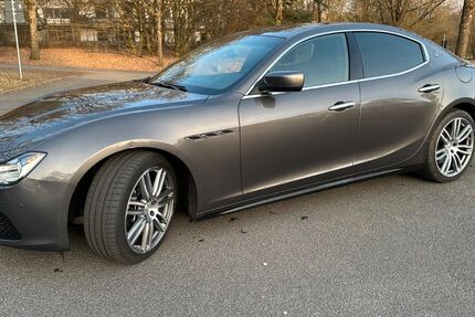 Maserati Ghibli 49.500 km 30.500 &euro; Marburg / Lahn 35037