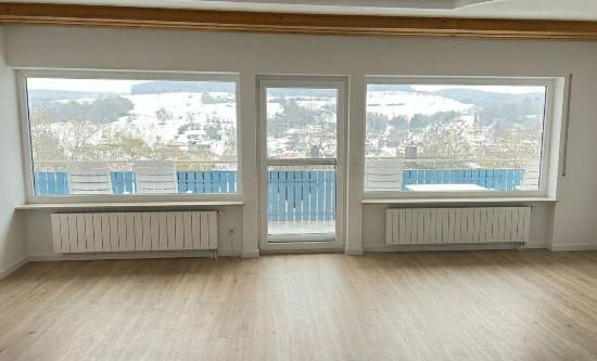 Erdgeschoßwohnung Waldsolms - 3 Zimmer, 120 m&sup2;, 1.050&euro; | Angebot:25752109