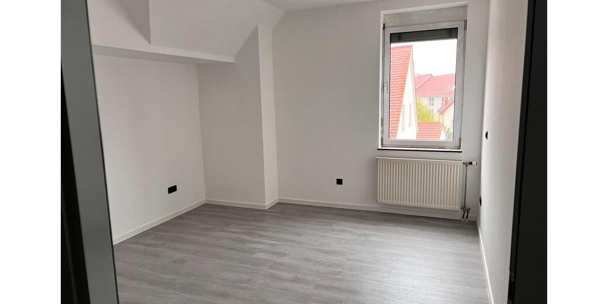 Etagenwohnung Gießen Allendorf - 3 Zimmer, 118 m&sup2;, 1.075&euro; | Angebot:26413063
