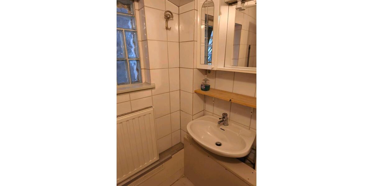 Etagenwohnung Gießen Wieseck - 1 Zimmer, 22 m&sup2;, 580&euro; | Angebot:25987632