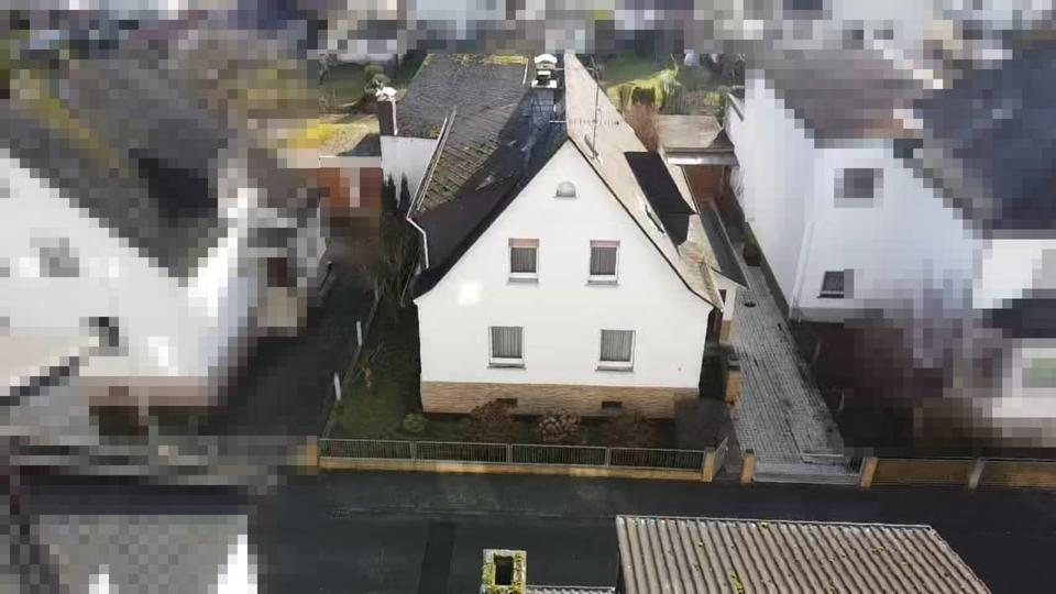 Einfamilienhaus Wetzlar Münchholzhausen - 11 Zimmer, 214 m&sup2;, 290.000&euro; | Angebot:25831549