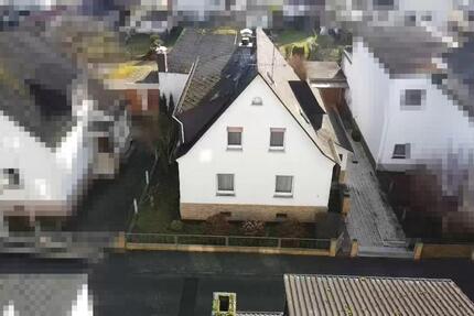 Haus Wetzlar Münchholzhausen - 11 Zimmer, 214 m&sup2;, 290.000&euro; | Angebot:25831549