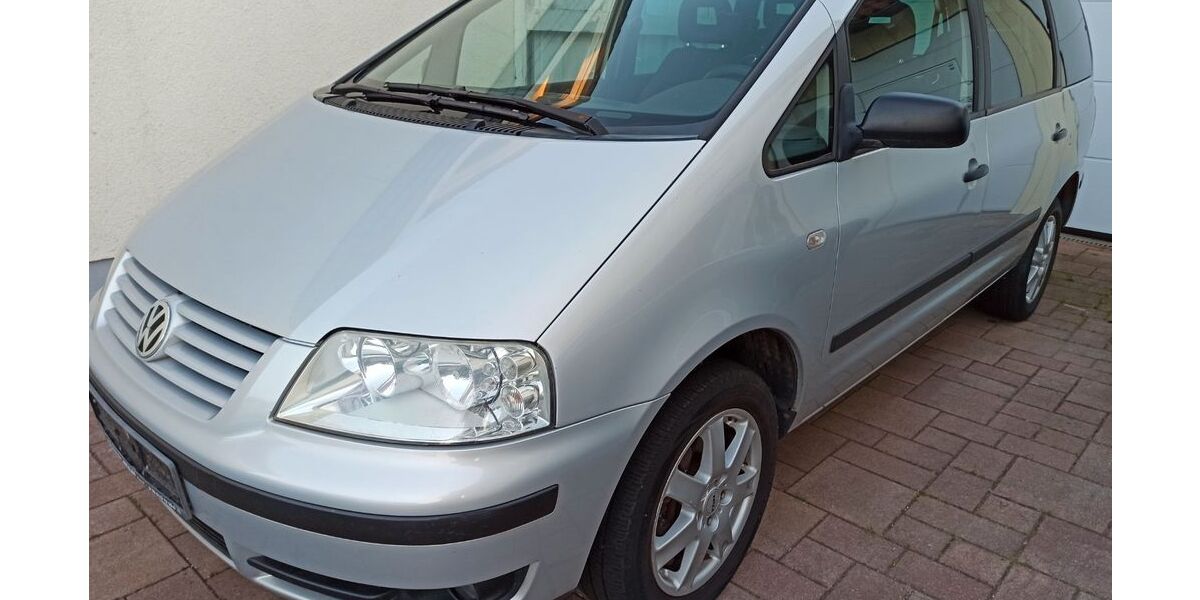 VW Sharan 217.800 km 3.000 &euro; Ehringshausen 35630