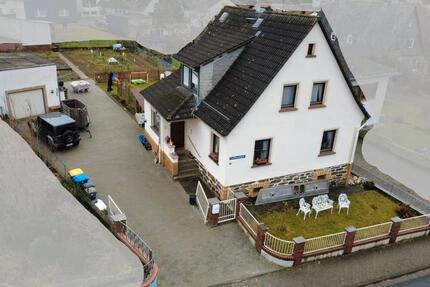 Haus Waldsolms - 5 Zimmer, 100 m&sup2;, 299.000&euro; | Angebot:26891205